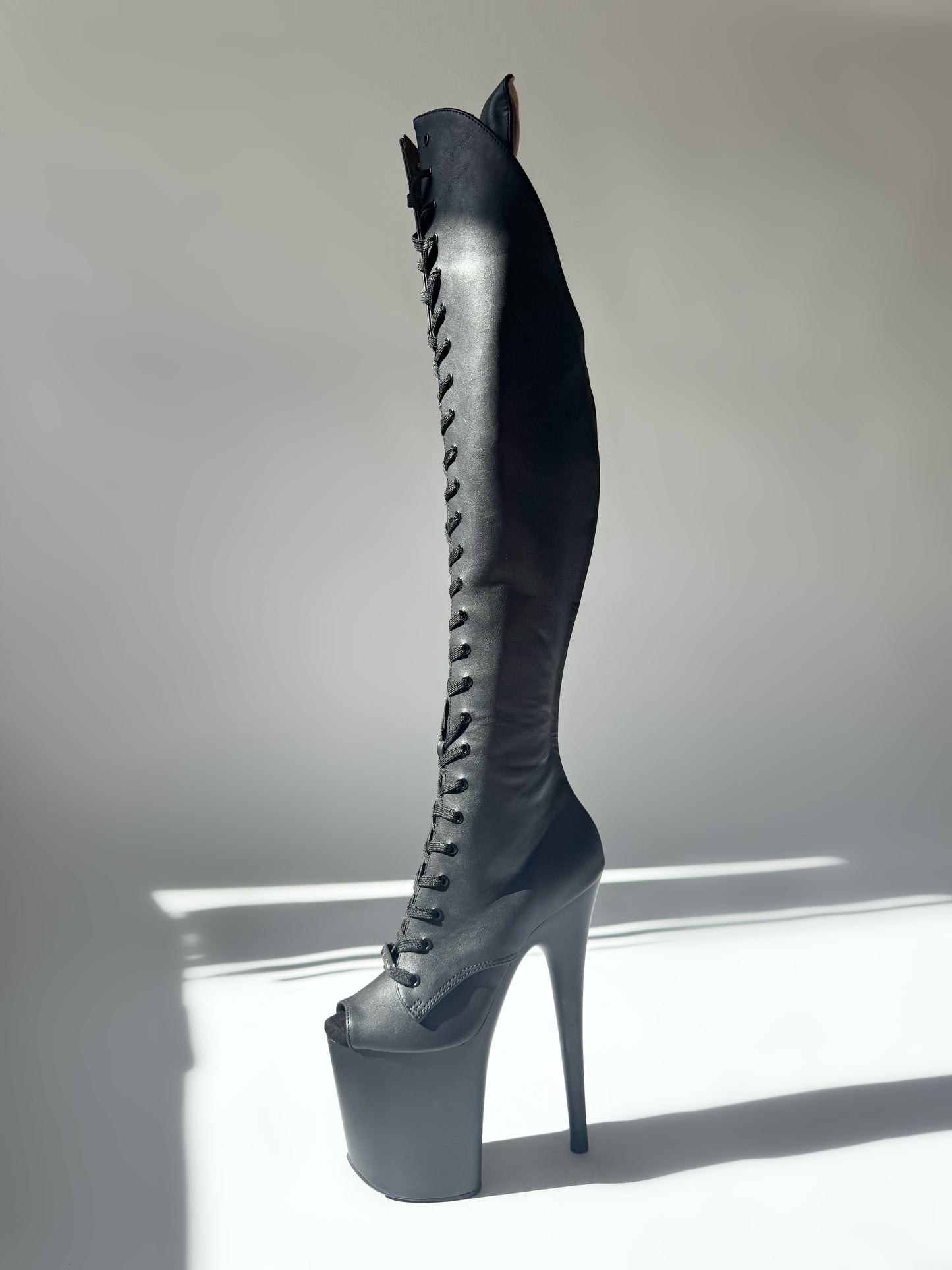 Witchcraft (Over the Knee)