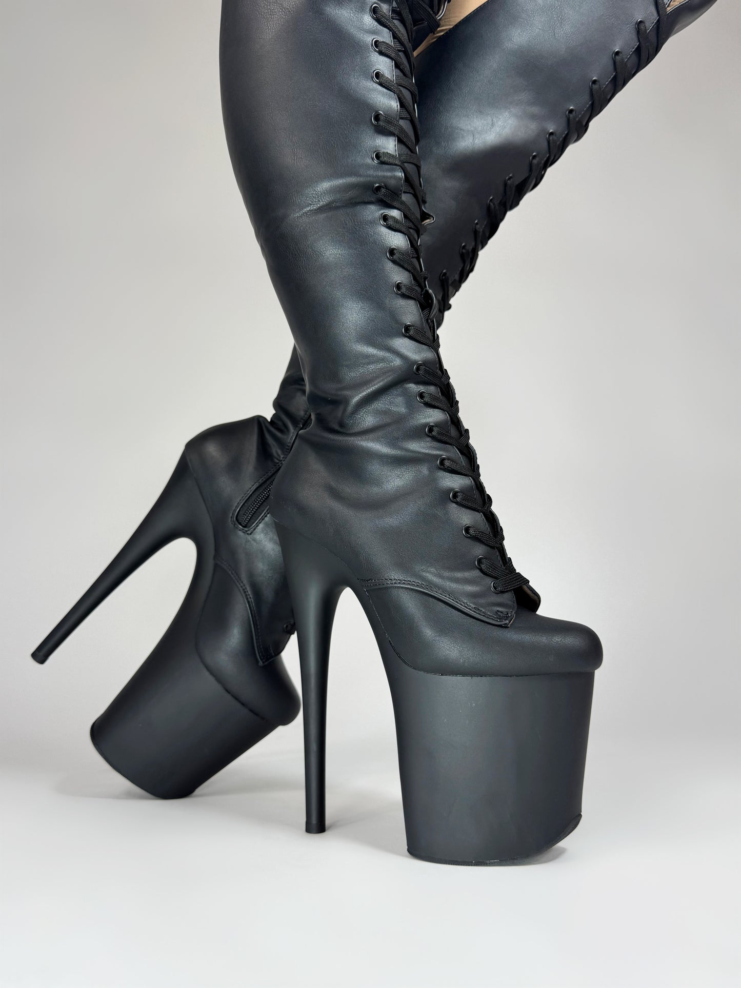 matte black pole boots