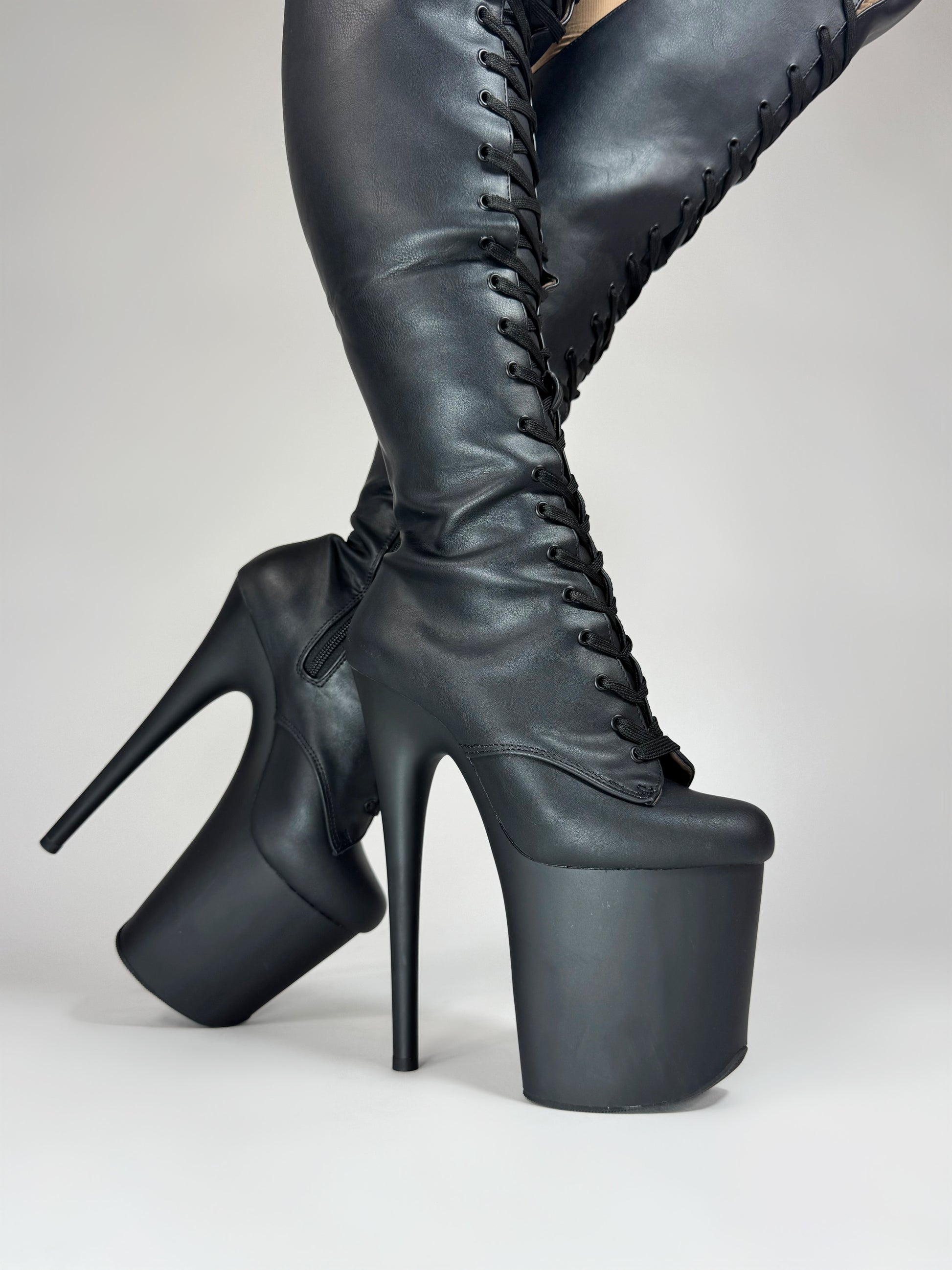matte black pole boots
